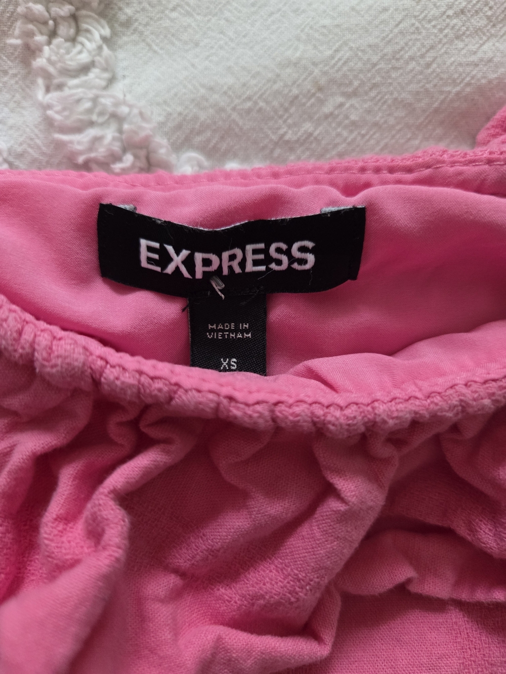 Express Pink Ruffle Crop Top - Picture 2 of 3
